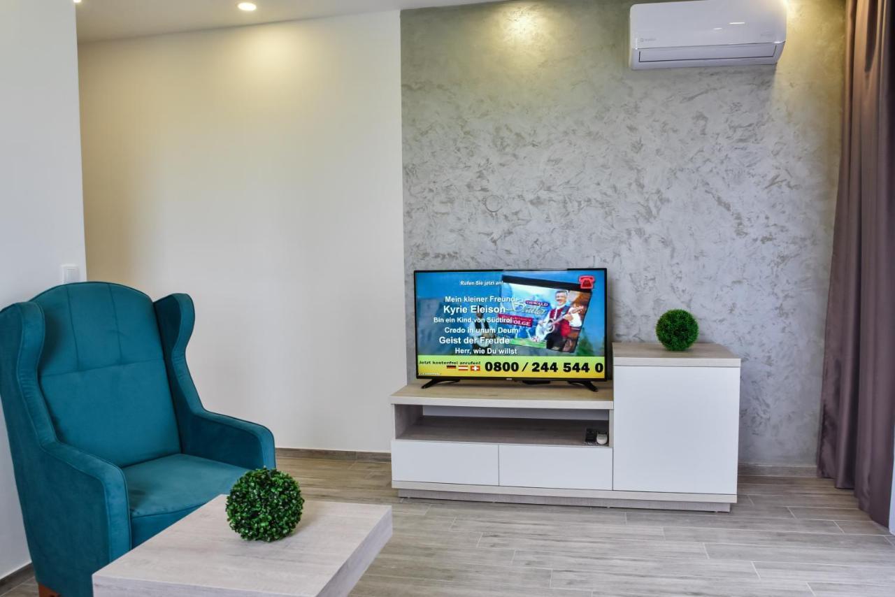 Hotel Heaven Lux Ulcinj Exterior foto