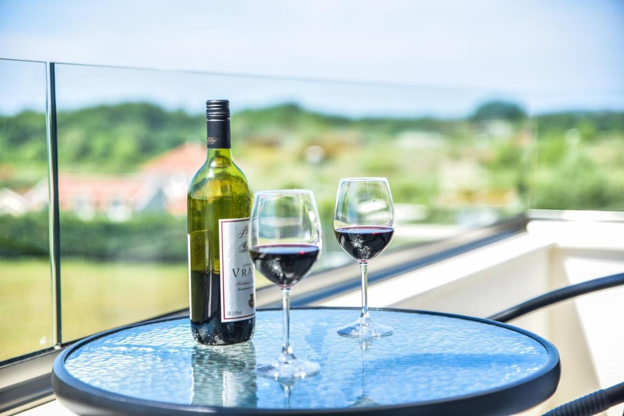 Hotel Heaven Lux Ulcinj Exterior foto