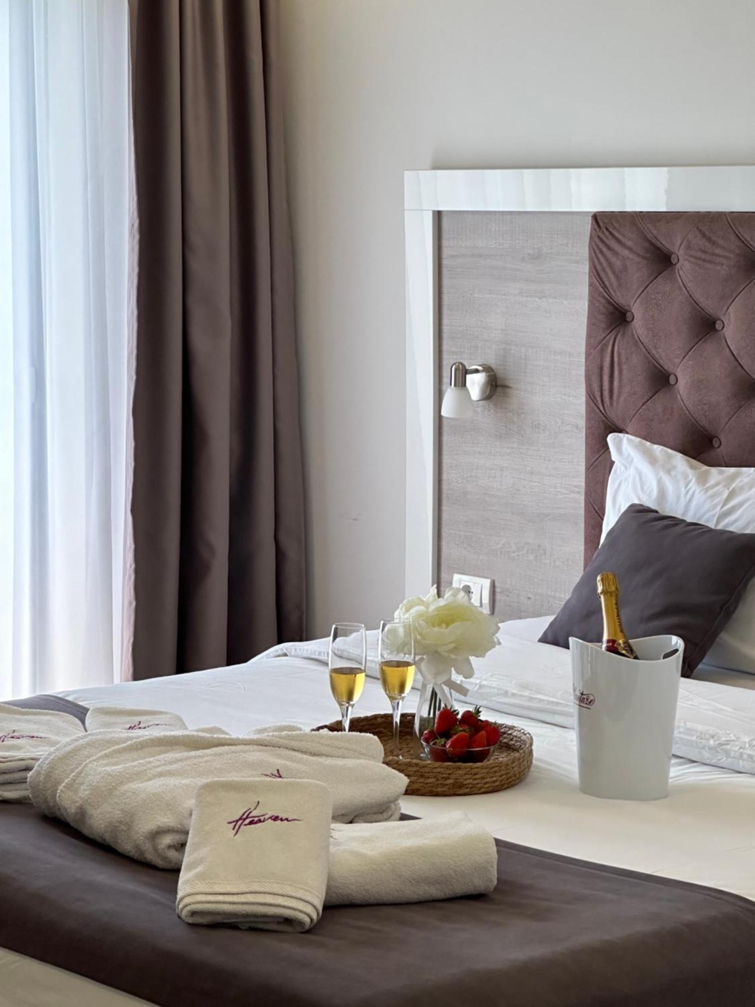 Hotel Heaven Lux Ulcinj Exterior foto