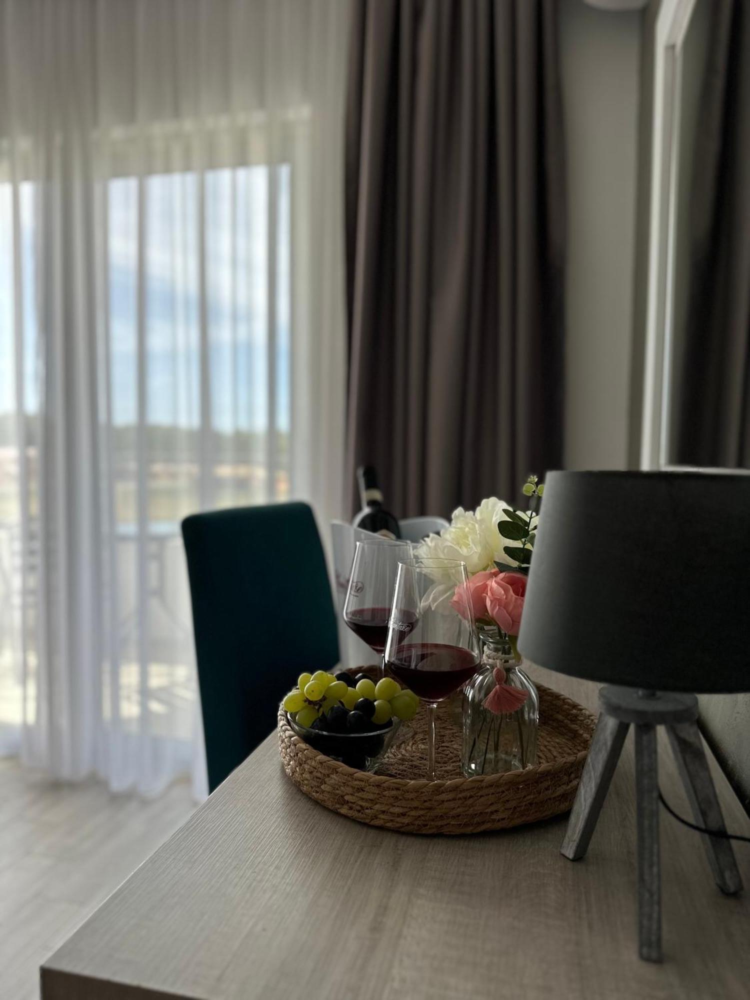Hotel Heaven Lux Ulcinj Exterior foto
